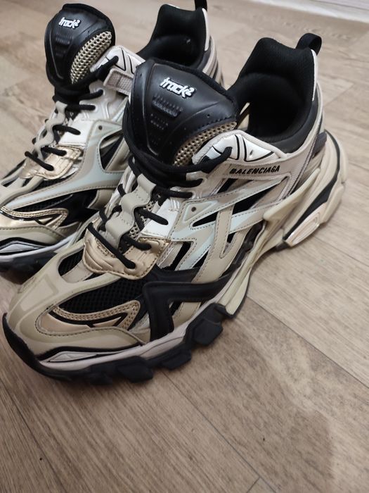 кросівки balenciaga track 2.0