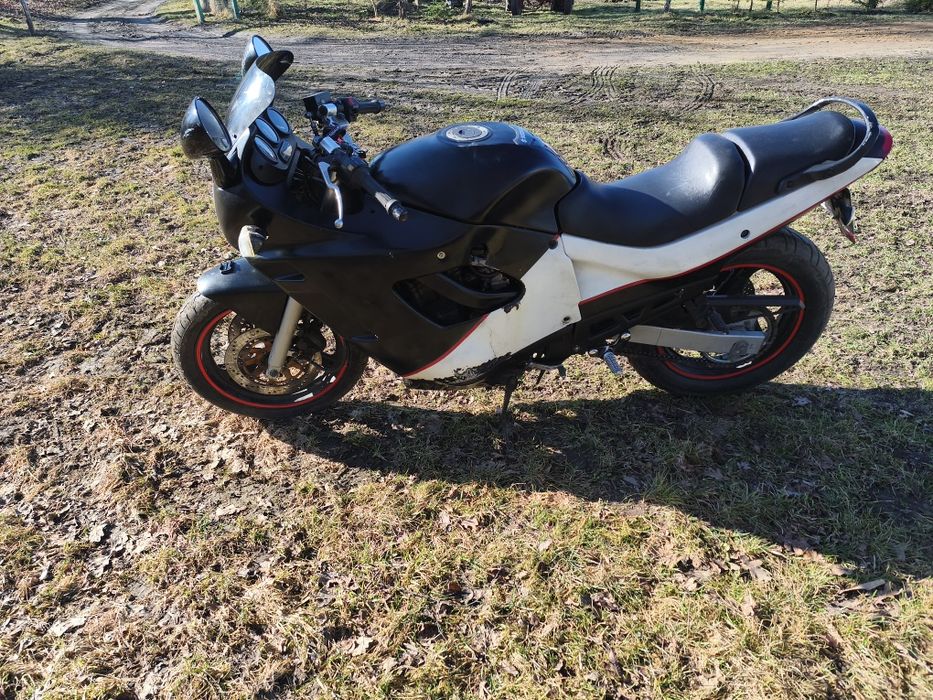 Suzuki GSX 600f Katana