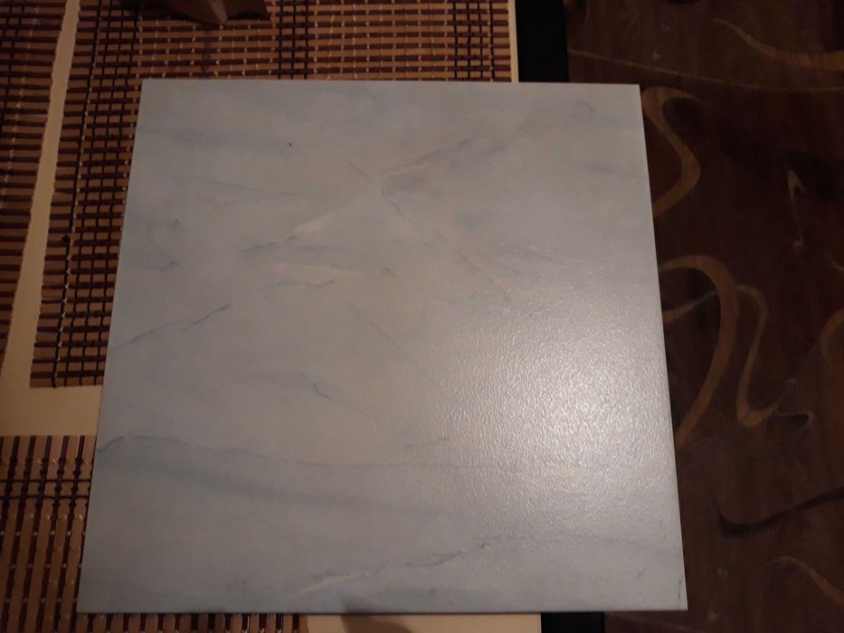 Плитка на підлогу нова