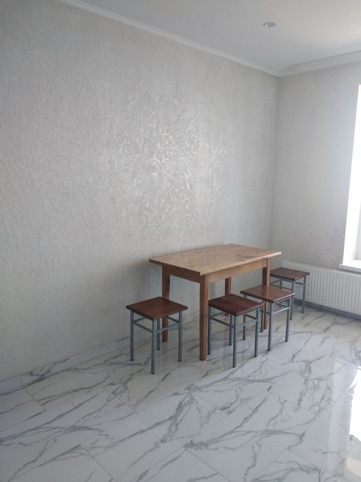 Подобова  і погодинна оренда! 1-2 к.,Галицька,  Обл.лік., АС2 .