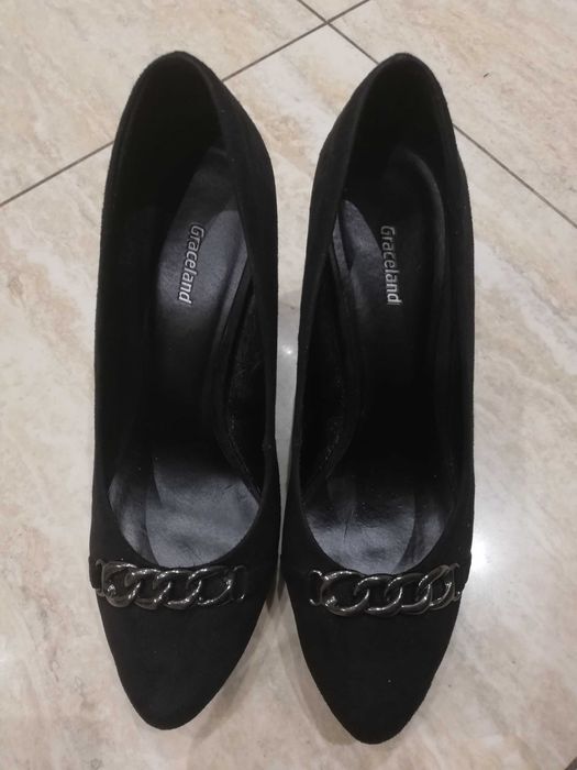 Buty szpilki czarne 41 czerwona podeszwa
