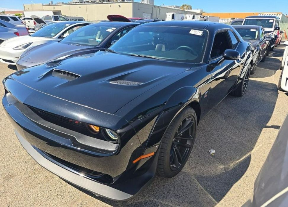 Dodge Challenger
