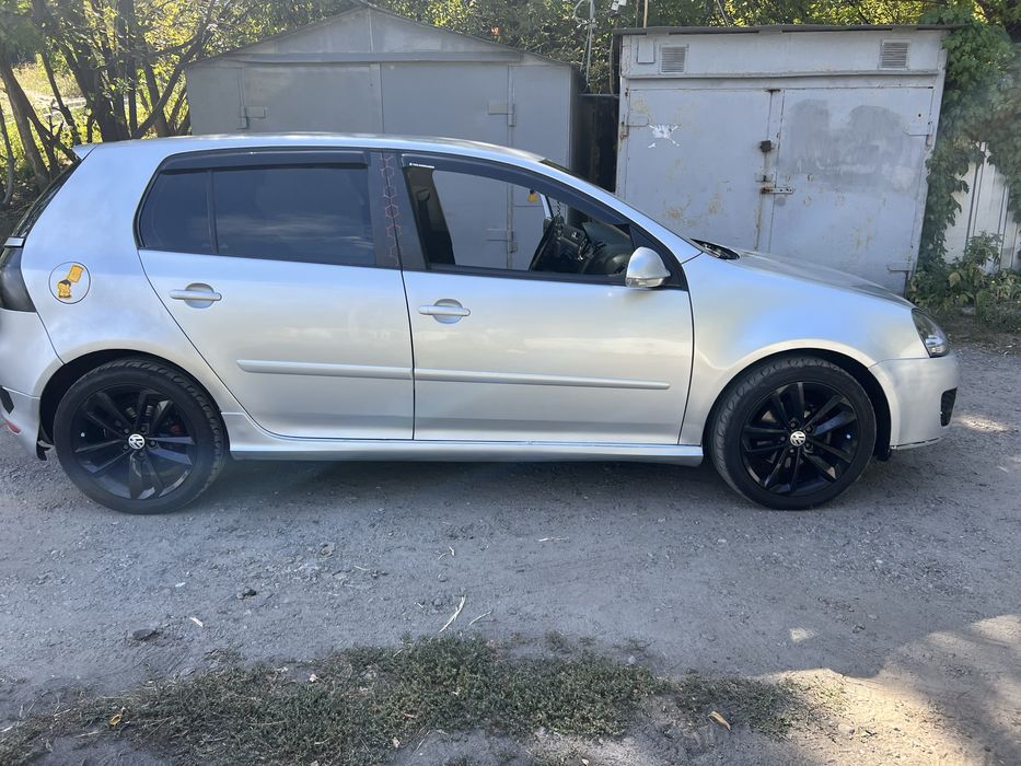 Volksvagen Golf  V(GTI) з легендарним двигуном  1.9tdi