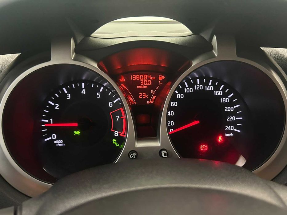 Nissan Juke 1.2 DIG-T Tekna (Muitos extras)- Nacional // 2015 // Gasolina // 1 Proprietário
