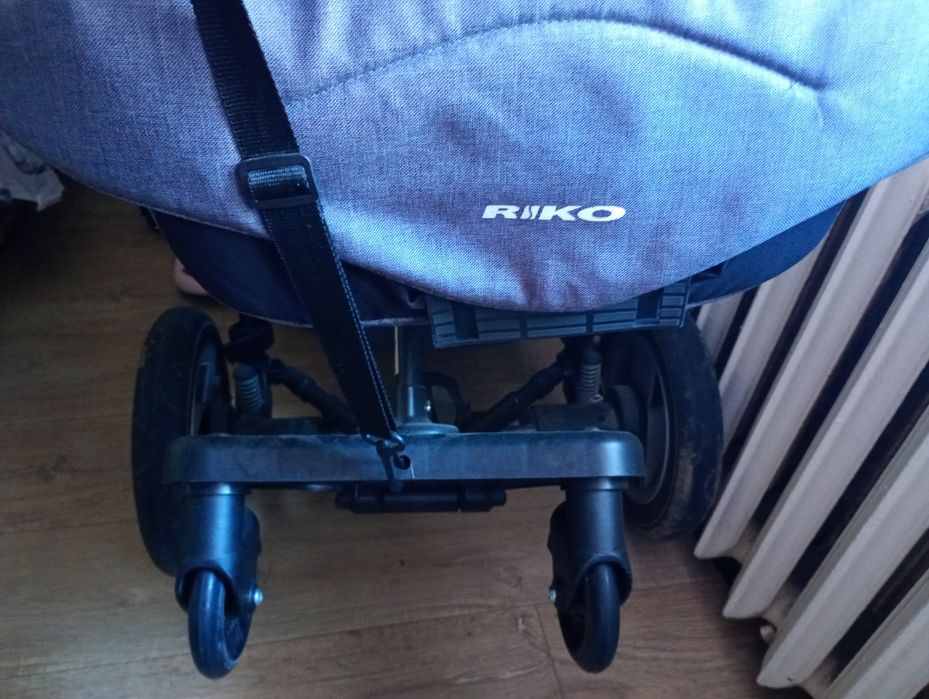 Wuzek głęboko spacerowy nasatke mogę sprzedać  za  80zl