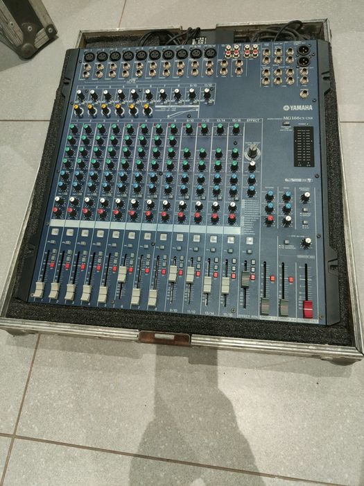 Mesa de mistura yamaha