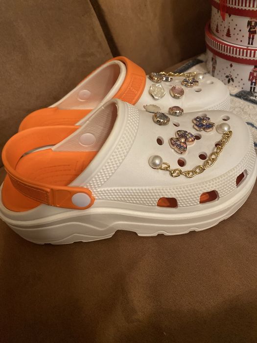 Жіночі легкі крокси