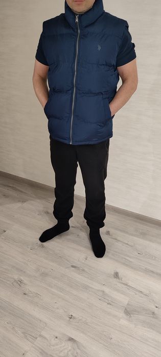 Продаю чоловічу желетку Polo  США