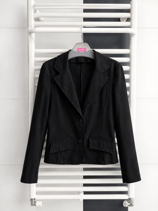 Czarna elegancka marynarka blazer klasyczna L/40