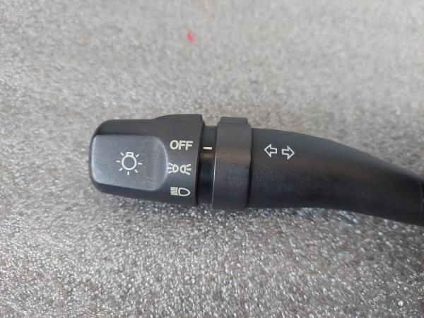Conjunto / manetes de luzes e limpa vidros HYUNDAI Trajet (FO)