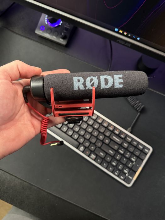 Накамерний мікрофон пушка Rode Videomic Go