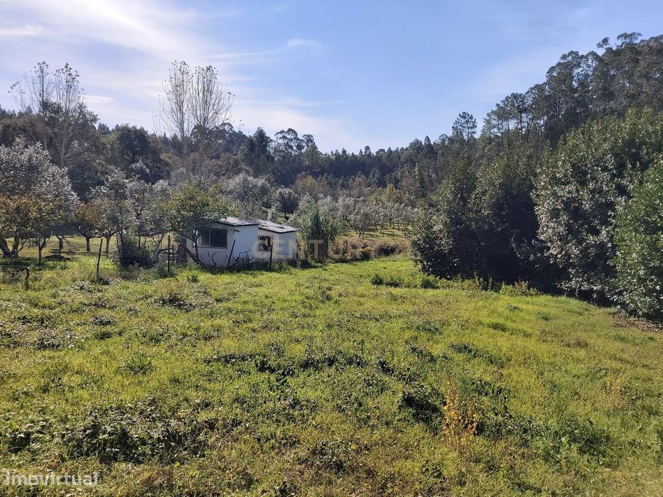 Lote de terreno  para  construção — Batalha, Leiria