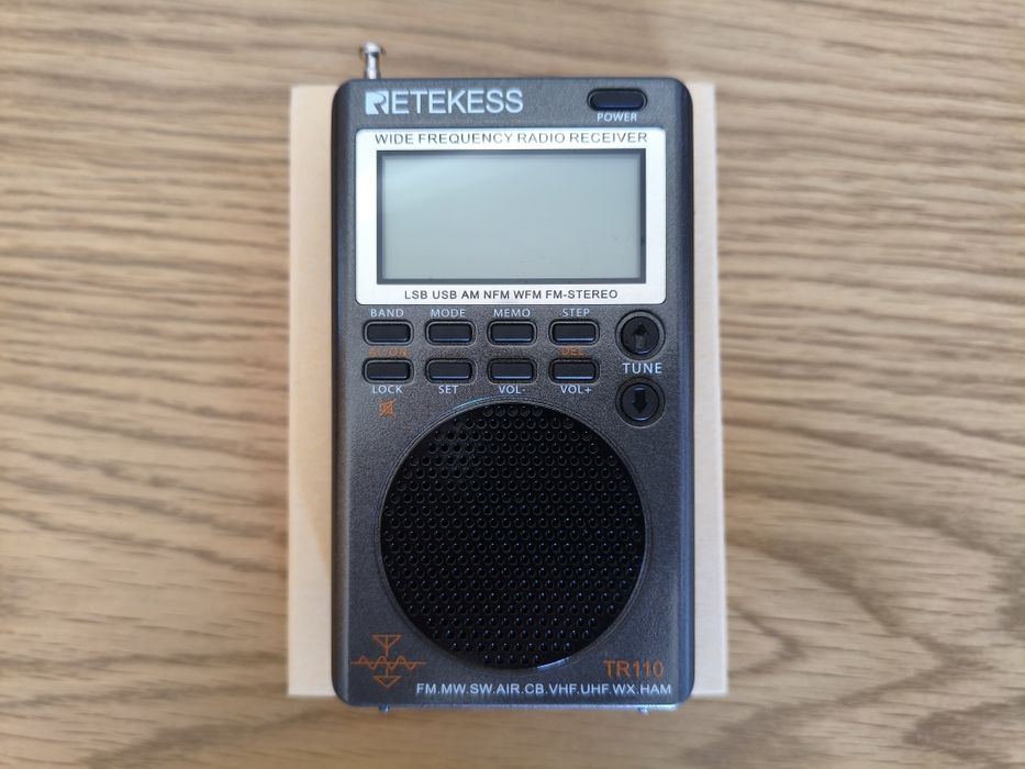 Radio Retekes. TR 110  (  Multibanba  ).