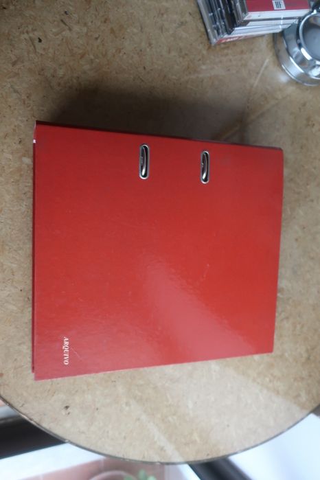 Pasta de arquivo Ambar de lombada larga A4 (25 unidades disponíveis)