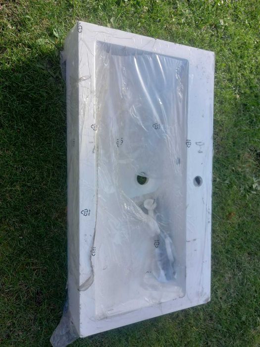 Umywalka nablatowa Emotion sz. 80 cm