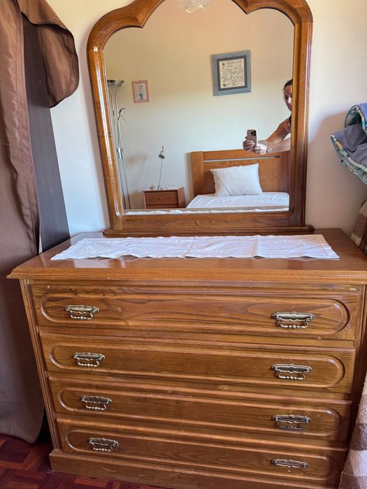 Comoda quarto com espelho