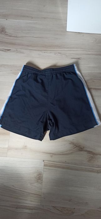 Spodenki szorty Nike 128-140