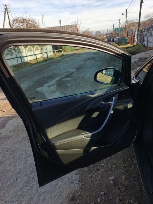 Opel Astra 1.7 diesel 2012