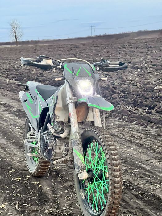 Продам мотоцикл kovi jnr ШОЛОМ В ПОДАРУНОК