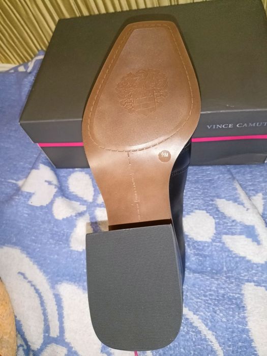 Лофери Vince Camuto Sedna