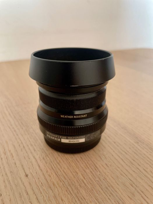 Fuji 35mm F2 x-mount Com extras