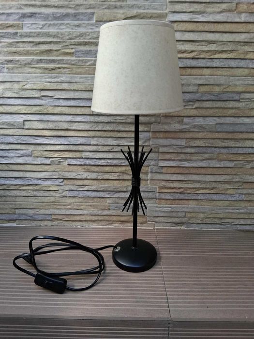 Vende-se Candeeiro Mesa Cabeceira