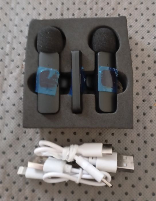 Zestaw  2 mikrofonów do iPhone nowy