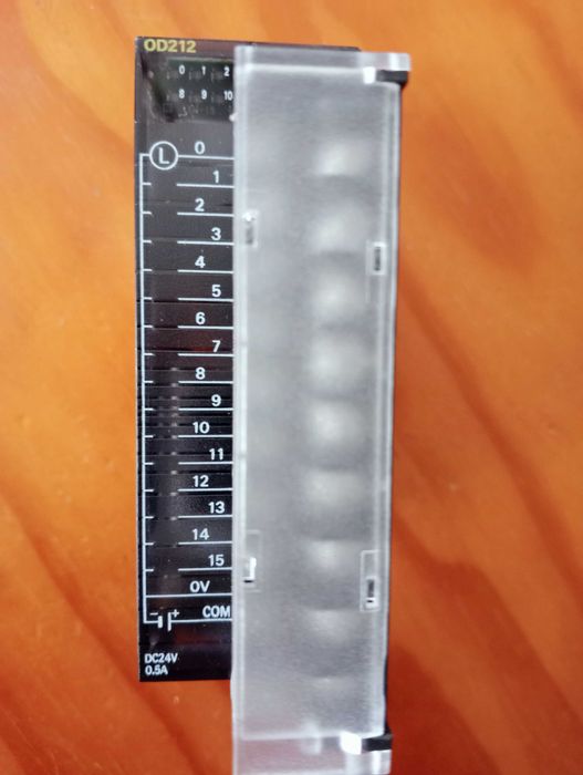 Módulo Omron – CJ1W-OD212