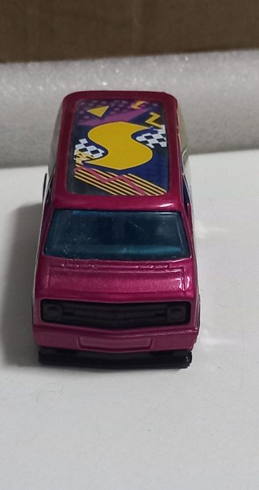 Dodge van hot wheels