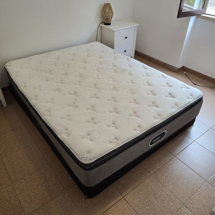 DOAR: Colchão de Casal Simmons Beautyrest + Sommier + Capa