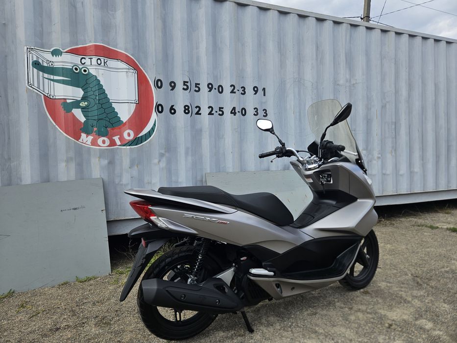Honda PCX150 с контейнера без пробега по Украине из Японии .Максискутер Хонда 150куб.Доставка/Отправка по Украине