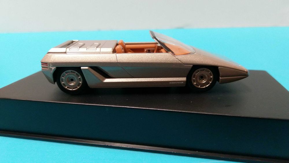 Lamborghini Athom Bertone (1980) - Miniatura da Leo Models à escala 1/43