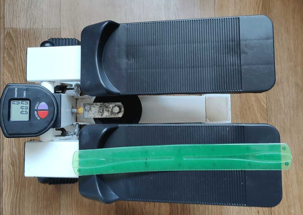 Силовой Эспандер для ног и ягодиц стационарный Тренажер