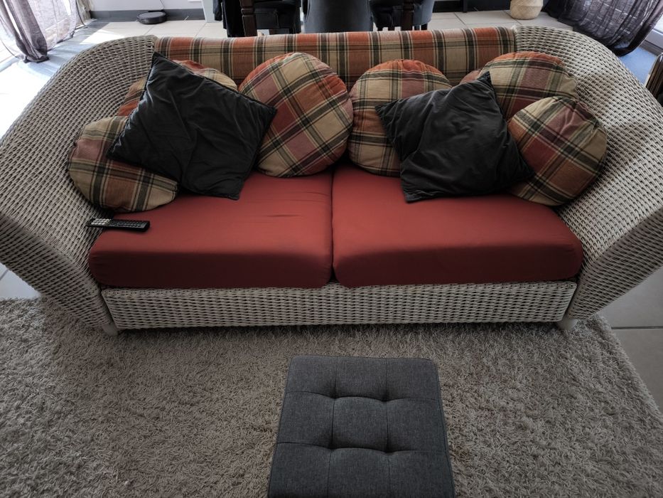 Sofa em ratan vintage