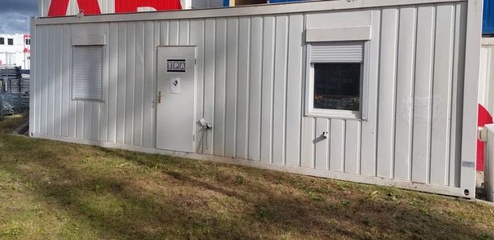Kontener  mieszkaly biurowy 2,5x9 m