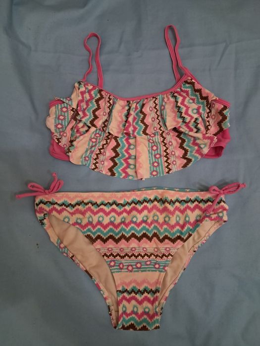 Купальник для девочки на пляж