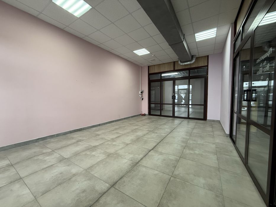 Здам приміщення ТЦ «Ідеал»