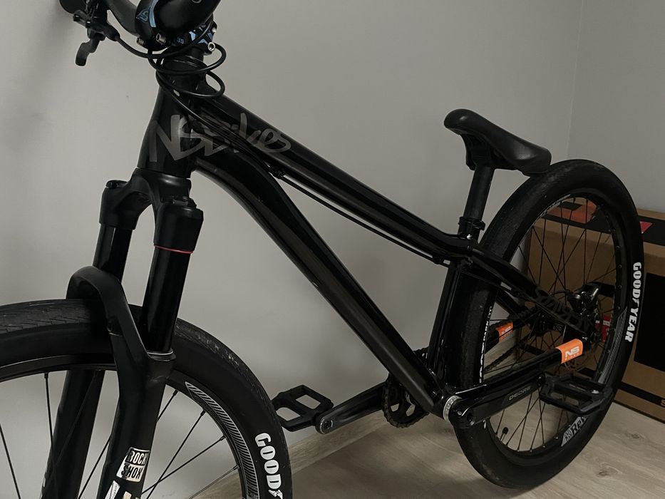 NS Decade V1 Black (two6player alcatraz stitched v2 v3 absolut dh dirt