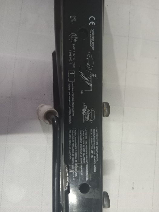 Домкрат BMW вживаний