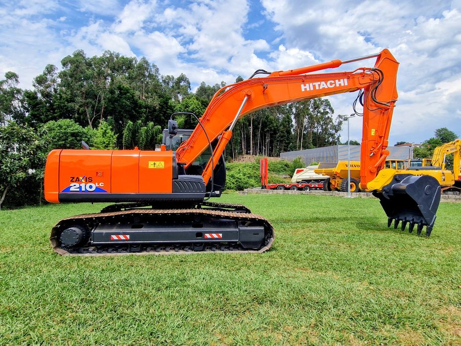 Escavadora hitachi  22 t