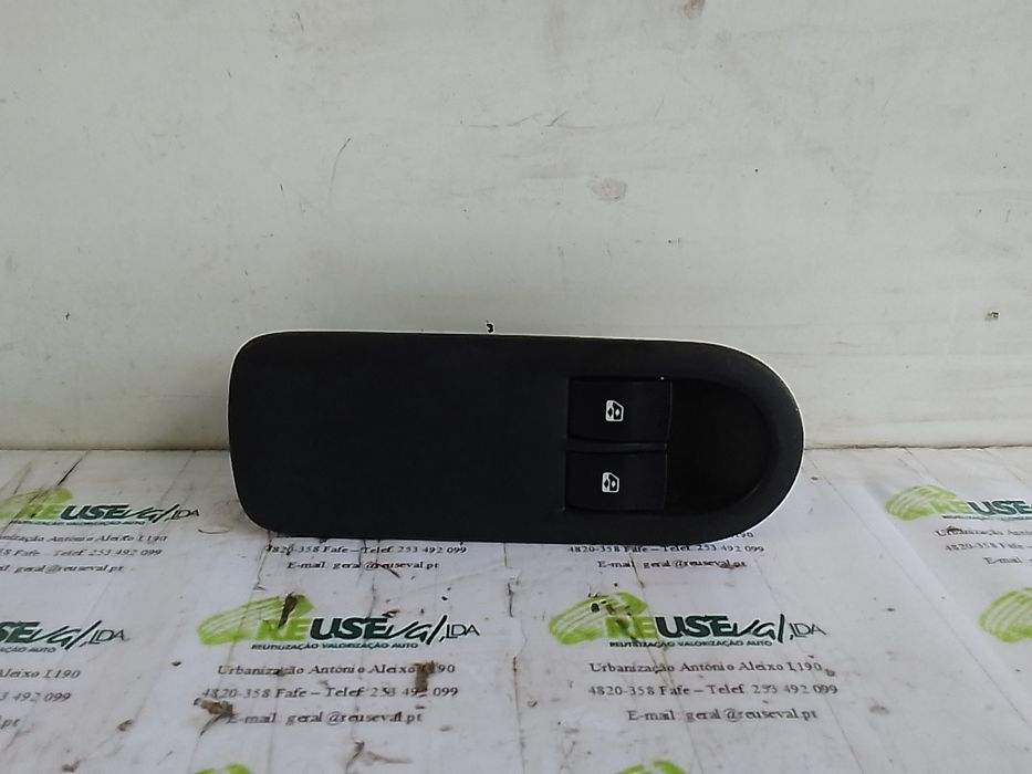 Interruptor Elevador Vidros Fr Esq RENAULT Megane II Sedan (LM0/1_)