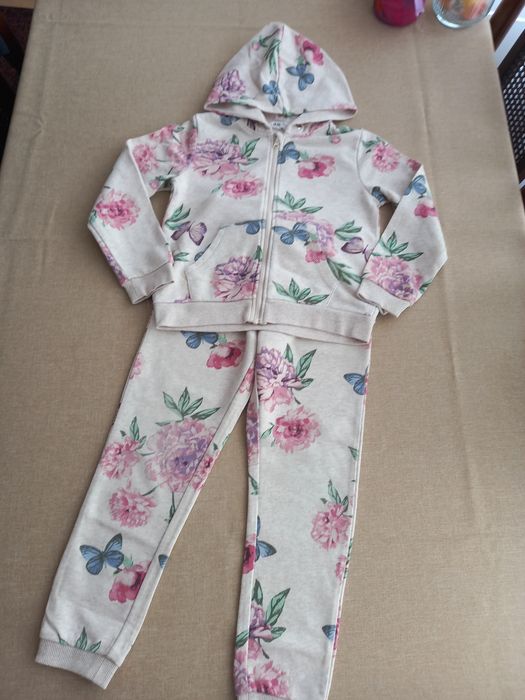 Dres, dresik dziewczęcy, motyw kwiatowy, H&M, rozmiar 110-116