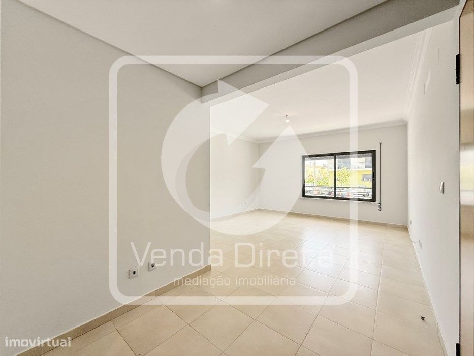 Apartamento T3 com arrecadação no Pinhal Novo, Setúbal