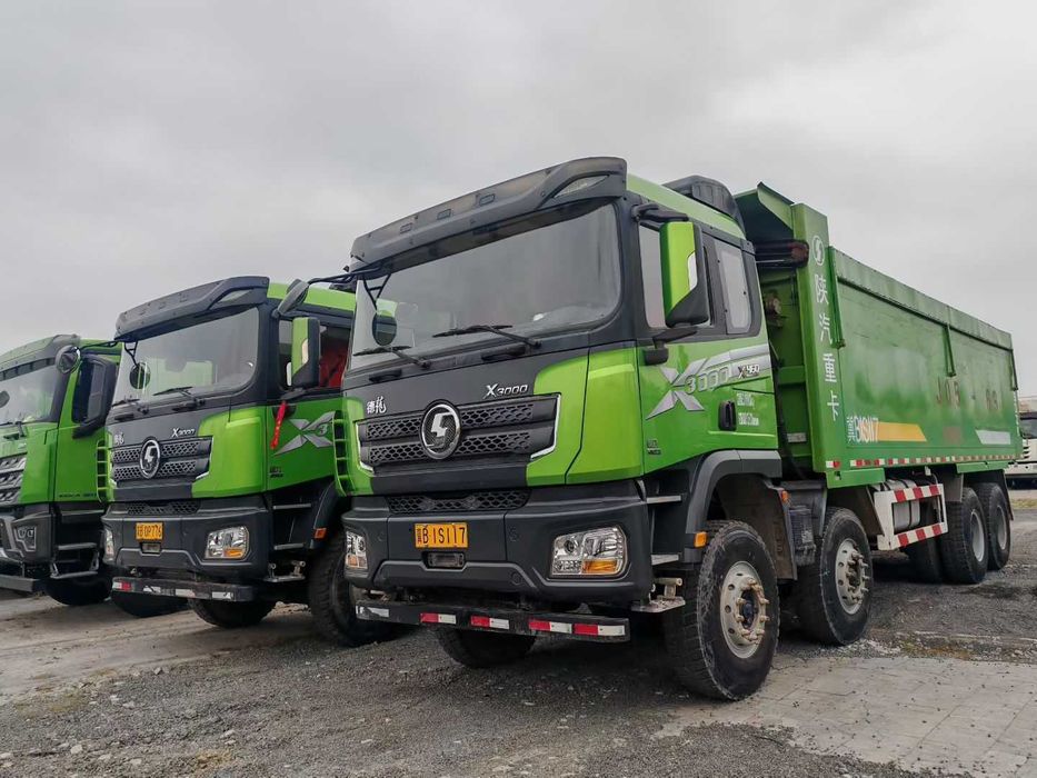 Самосвал  б/у  HOWO из Китая