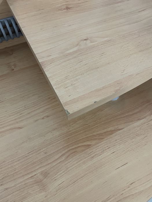 Desk with Storage64740477805570122