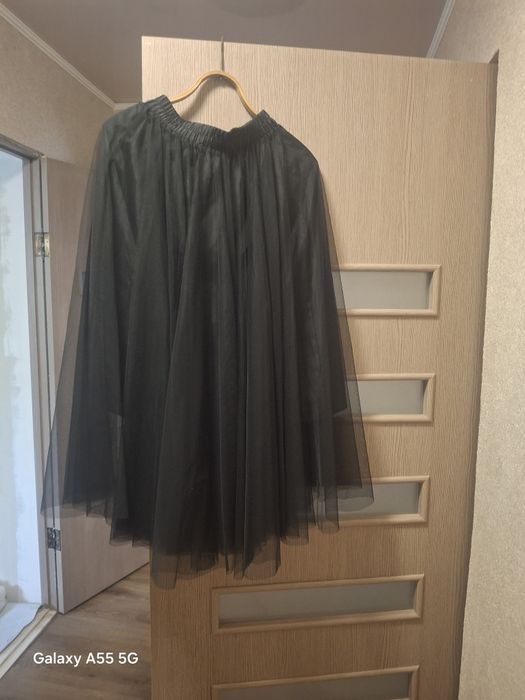 Продам юбку новую