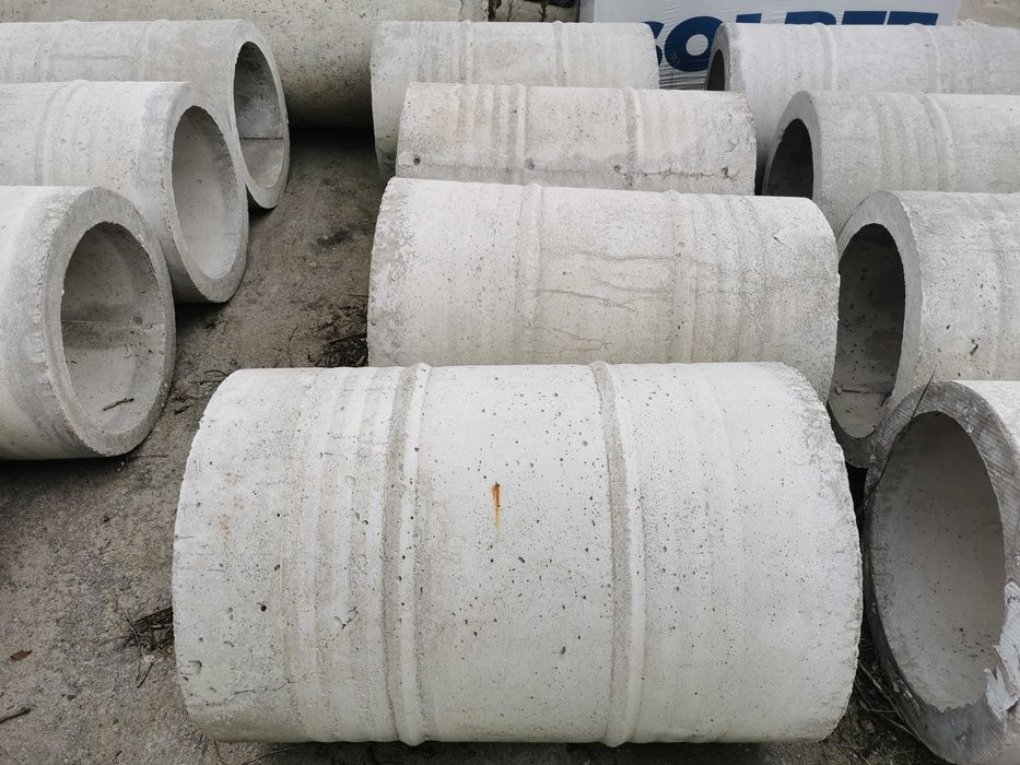 Kręgi betonowe zbrojone FI 50