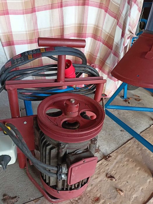 śrutownik do zboża BĄK