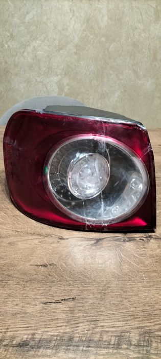 Продам заднюю левую фару w гольф+