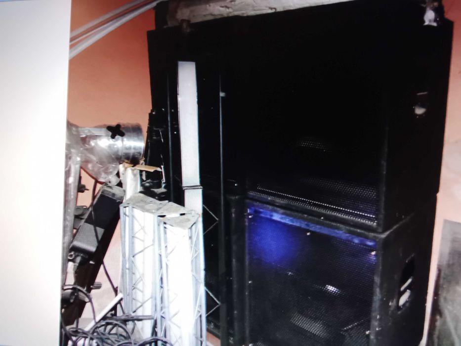 4 Colunas de graves + cx2310